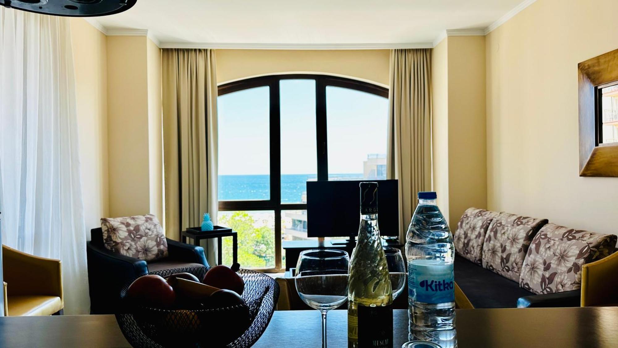 Royal Beach - Modern & Private Apartments In Center Sunny Beach Exterior foto