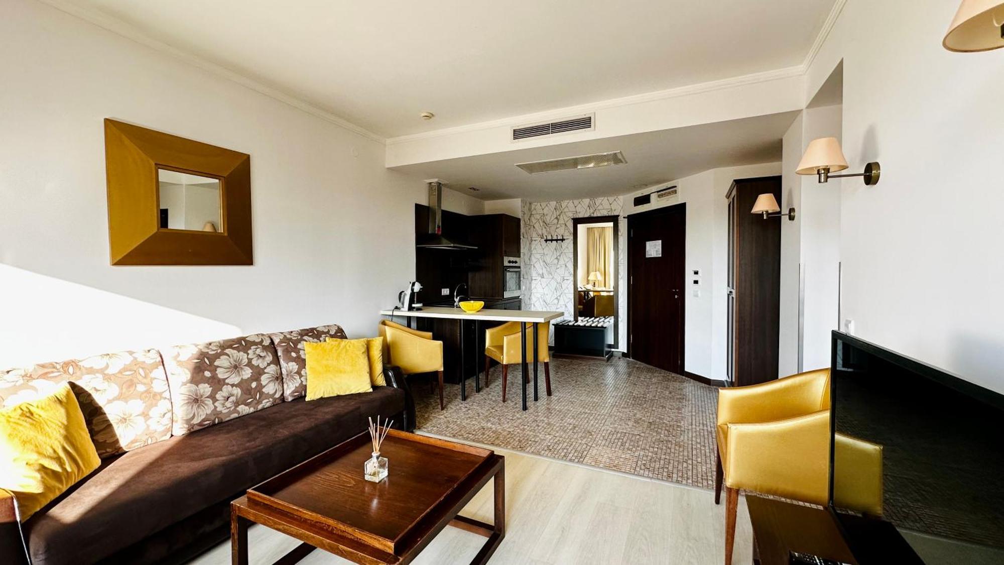 Royal Beach - Modern & Private Apartments In Center Sunny Beach Exterior foto